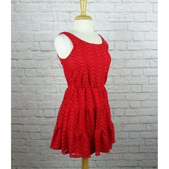 City Triangles Dresses & Skirts - 💰3/$25 City Triangles Flounce Dress Fit & Flare Lace Red Juniors S